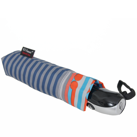 Parasol - labirynt na szarym