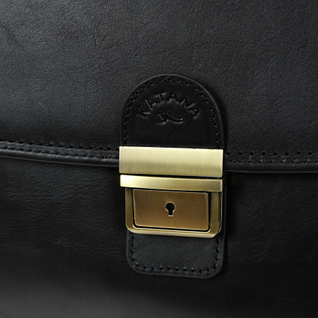 Teczka klasyczna z licowej czarnej skóry