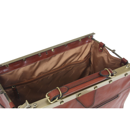 Kufer lekarski brązowa skóra licowa