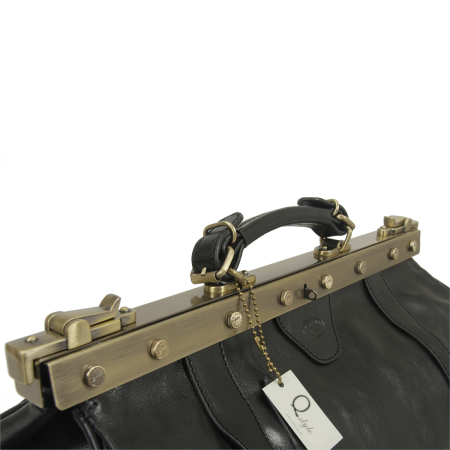 Kufer lekarski szlachetna skóra licowa